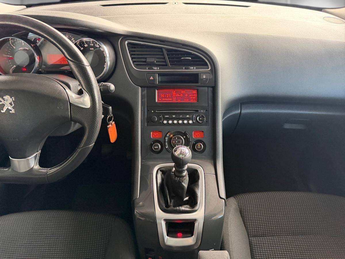 peugeot-5008-2015-diesel-1560cc