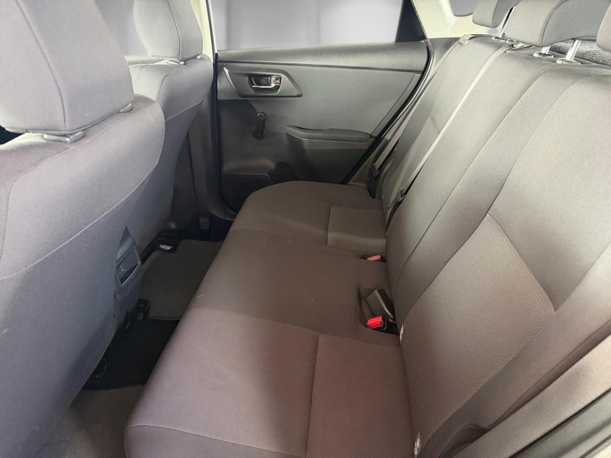 toyota-auris-2015-diesel-1364cc