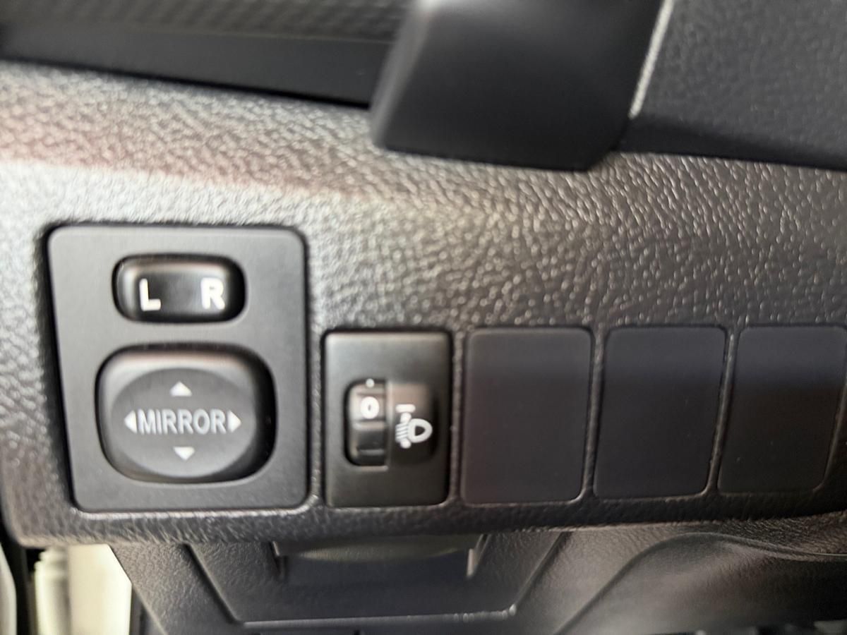 toyota-auris-2015-diesel-1364cc