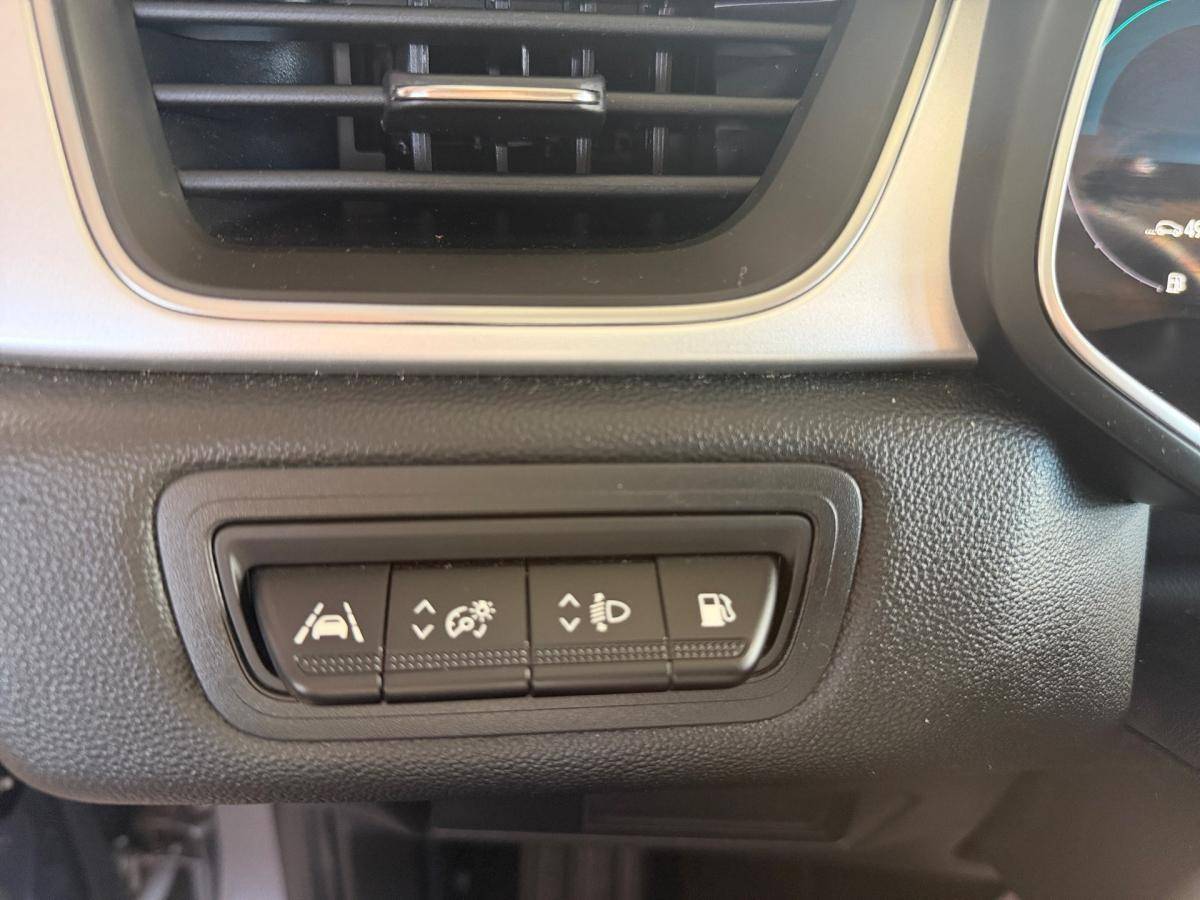 renault-captur-2023-hibrido-a-gasolina-1598cc