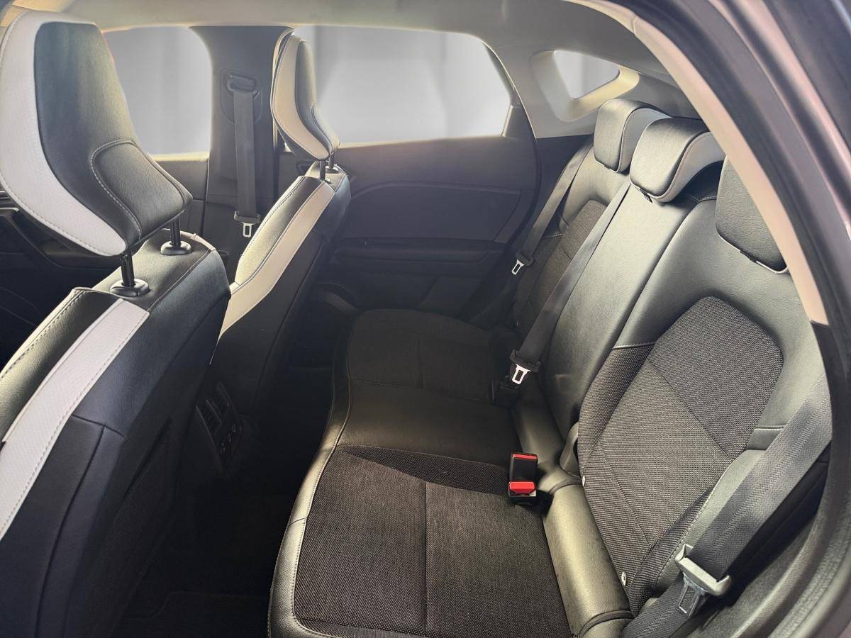 renault-captur-2023-hibrido-a-gasolina-1598cc