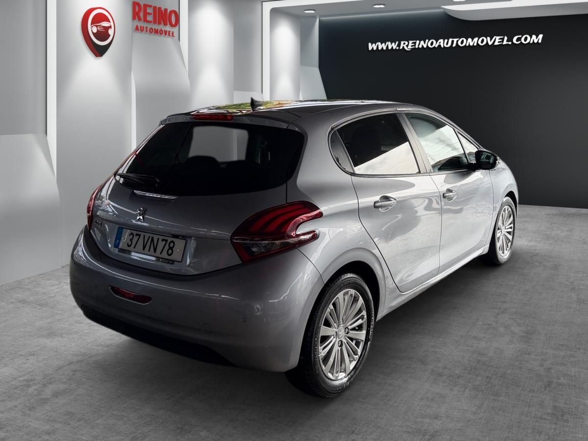 peugeot-208-2018-gasolina-1199cc