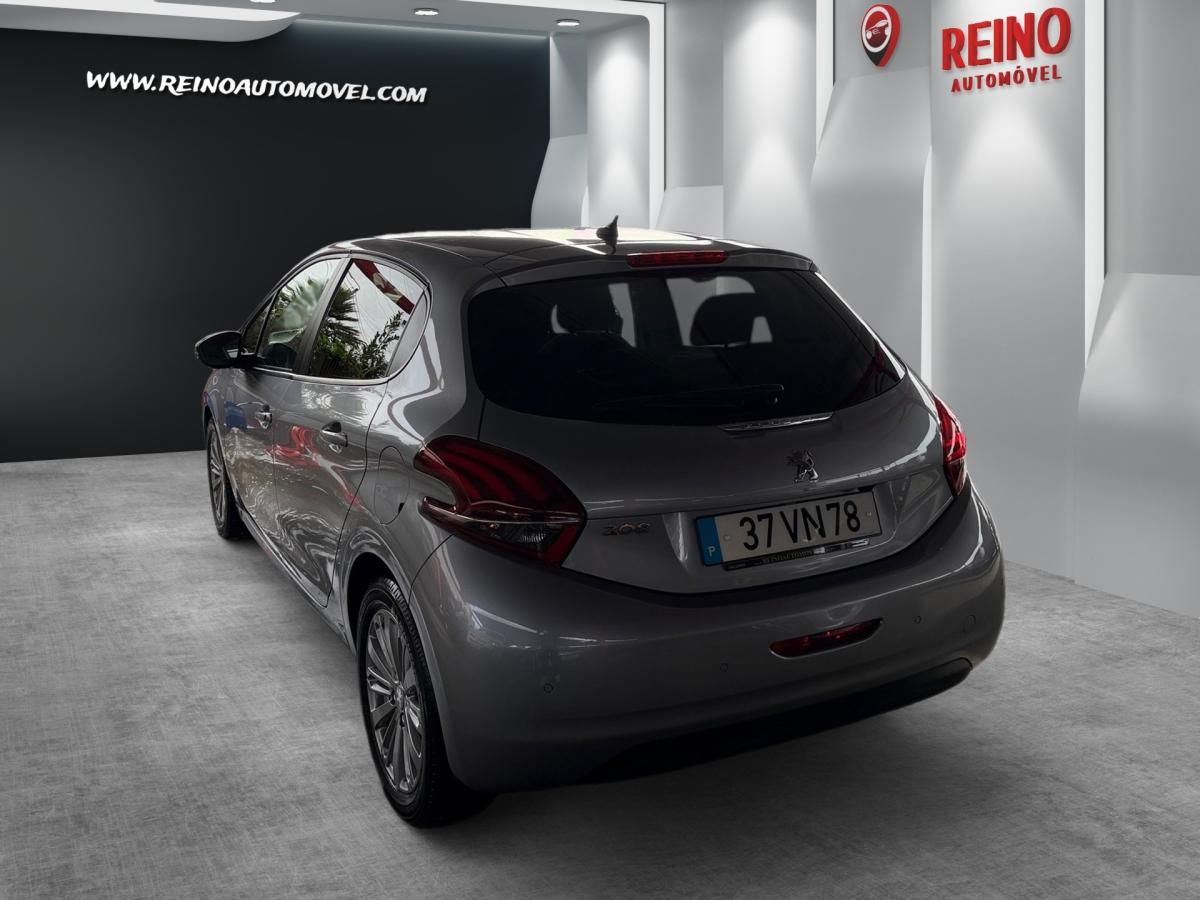 peugeot-208-2018-gasolina-1199cc