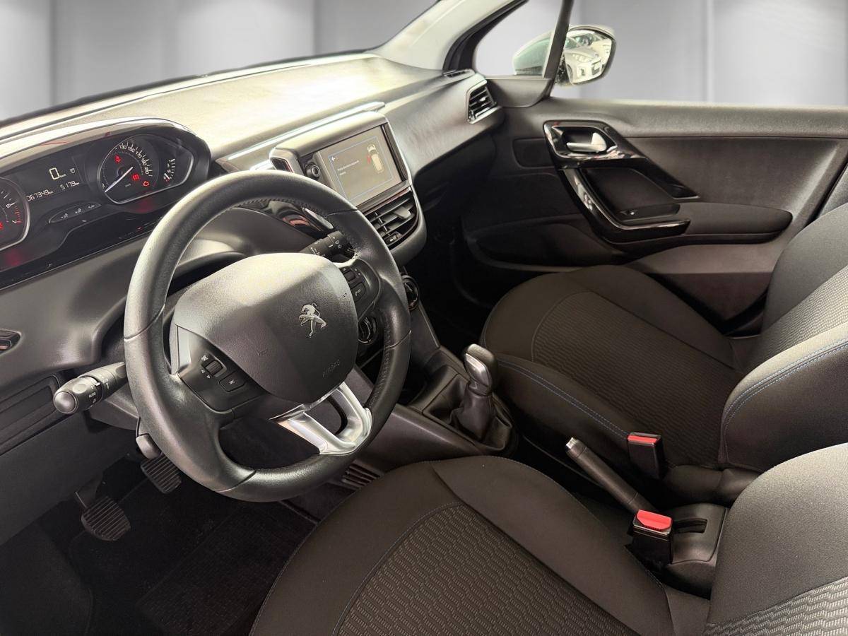 peugeot-208-2018-gasolina-1199cc