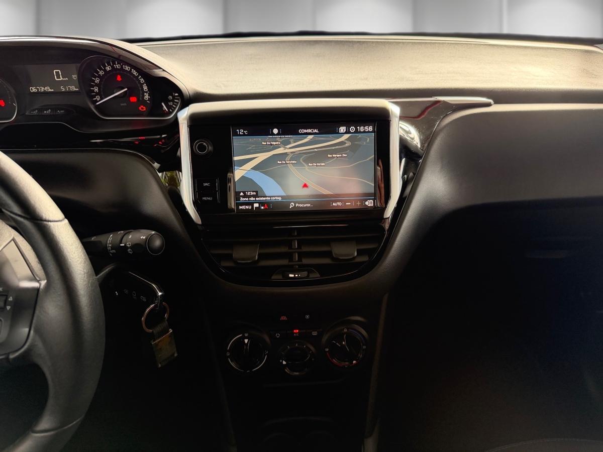 peugeot-208-2018-gasolina-1199cc