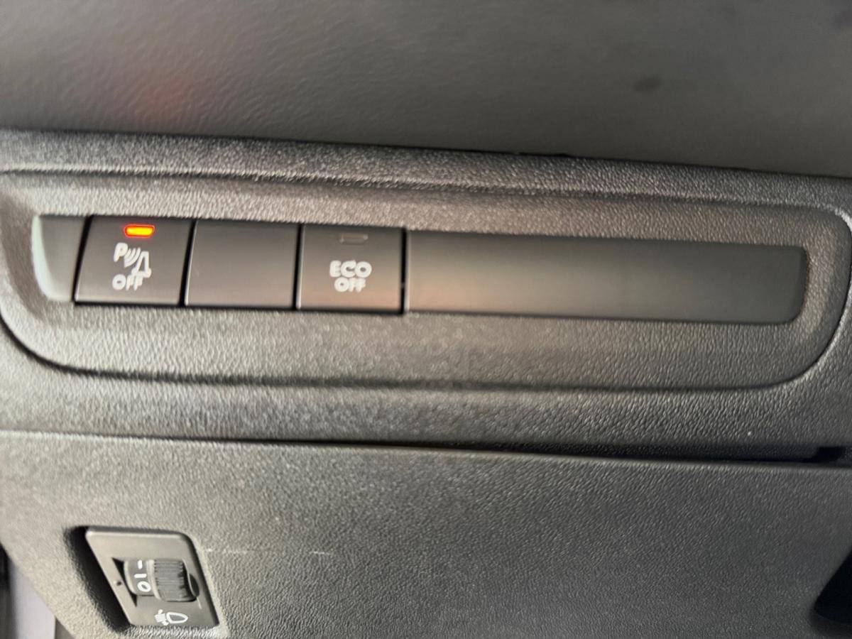 peugeot-208-2018-gasolina-1199cc