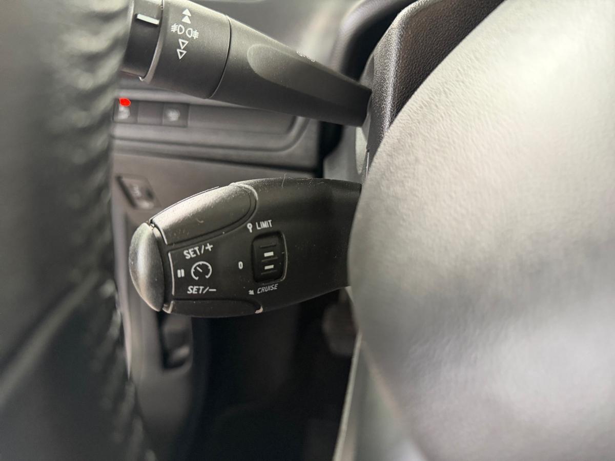 peugeot-208-2018-gasolina-1199cc