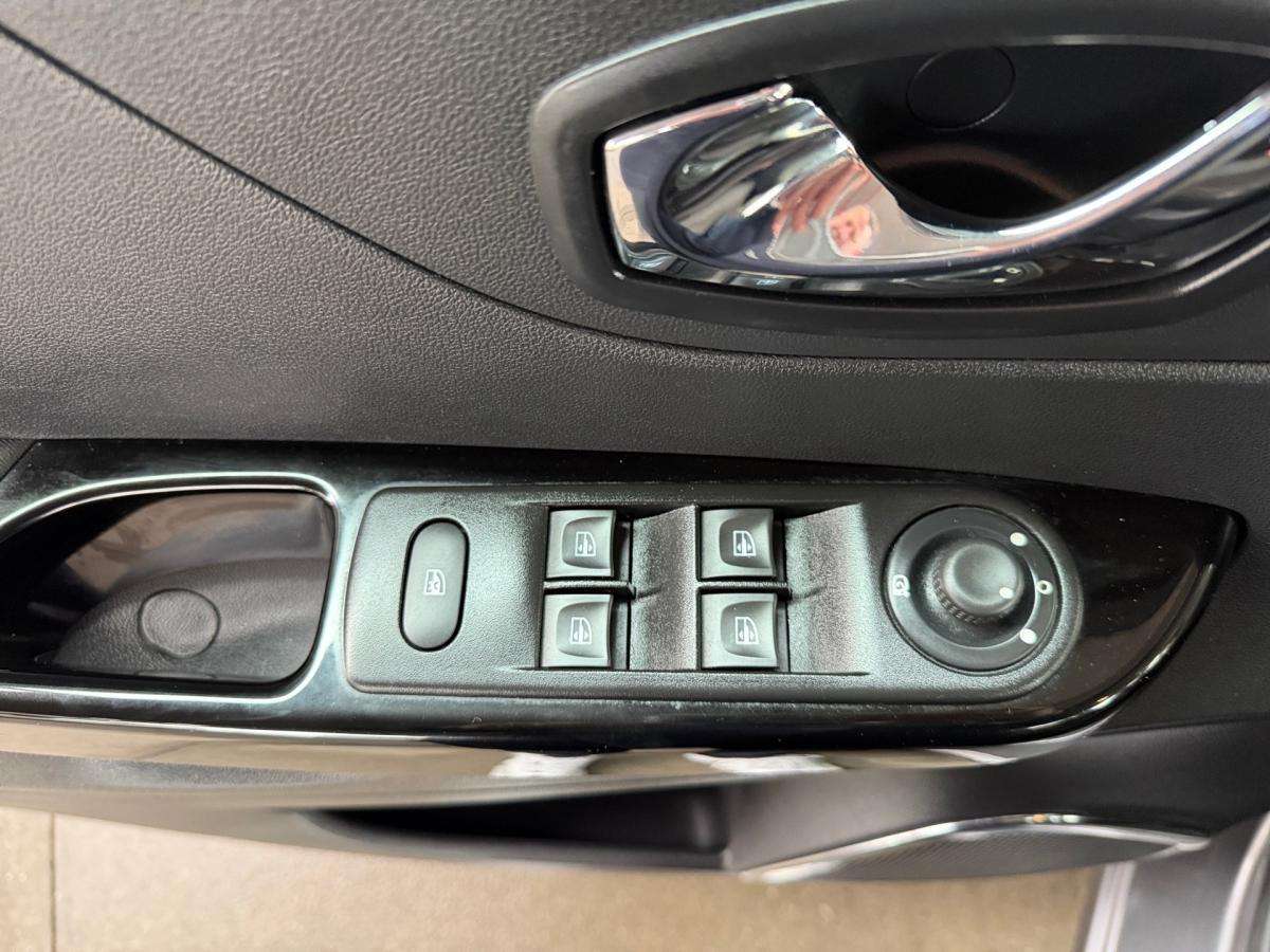 renault-captur-2016-gasolina-898cc
