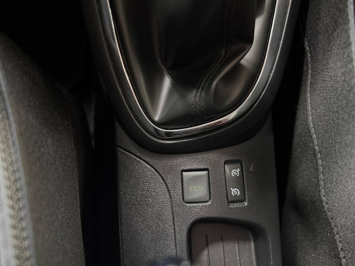 renault-captur-2016-gasolina-898cc