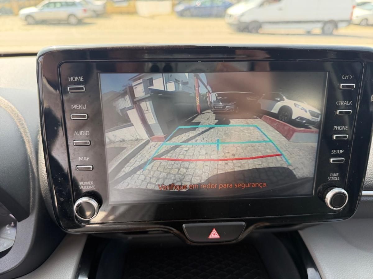 toyota-yaris-cross-2022-hibrido-a-gasolina-1490cc