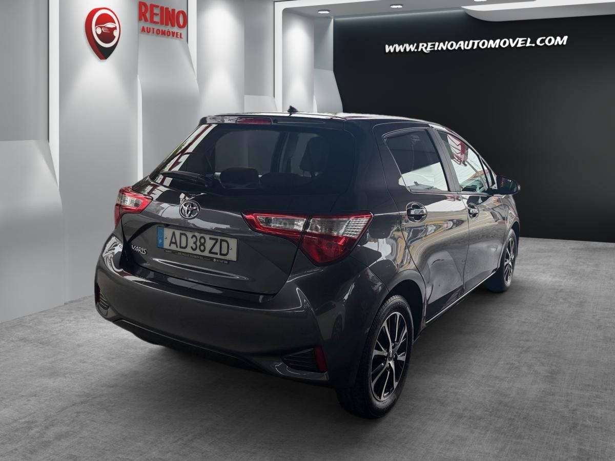 toyota-yaris-2020-gasolina-998cc