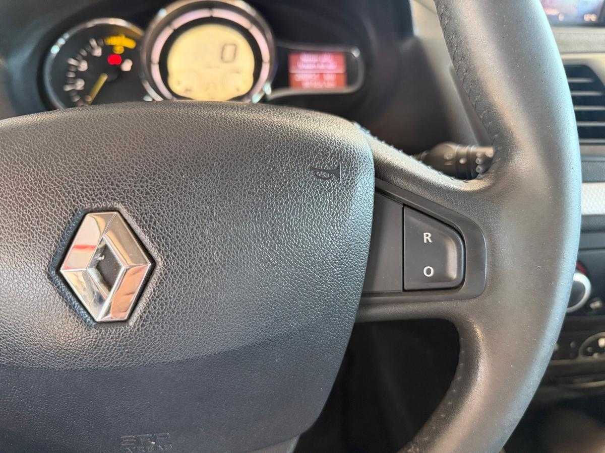 renault-megane-coupe-2010-diesel-1461cc