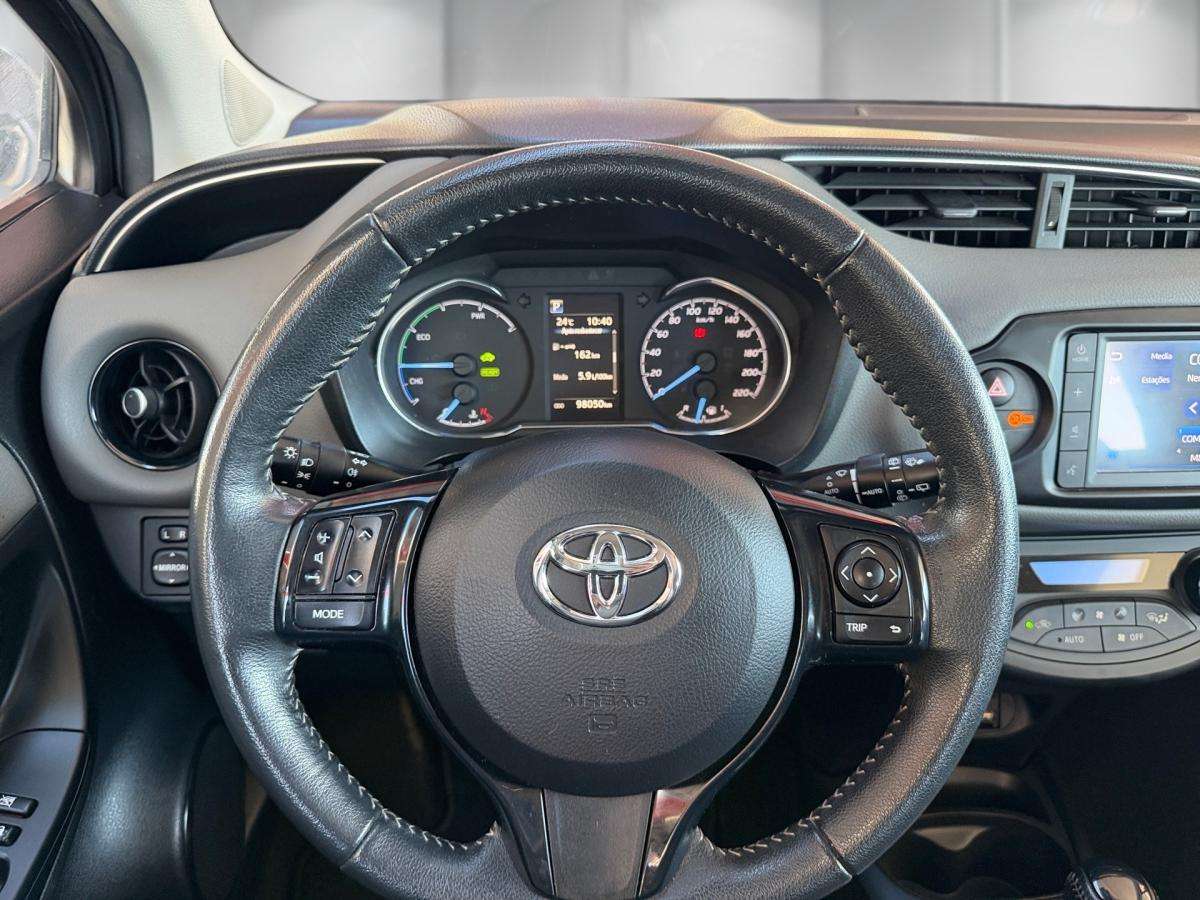 toyota-yaris-2020-hibrido-a-gasolina-1497cc