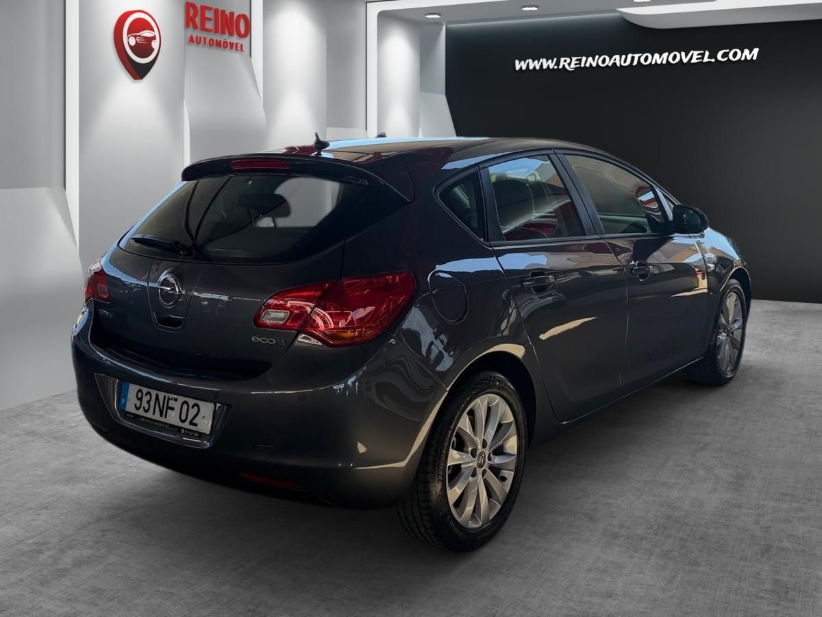 opel-astra-2012-diesel-1686cc