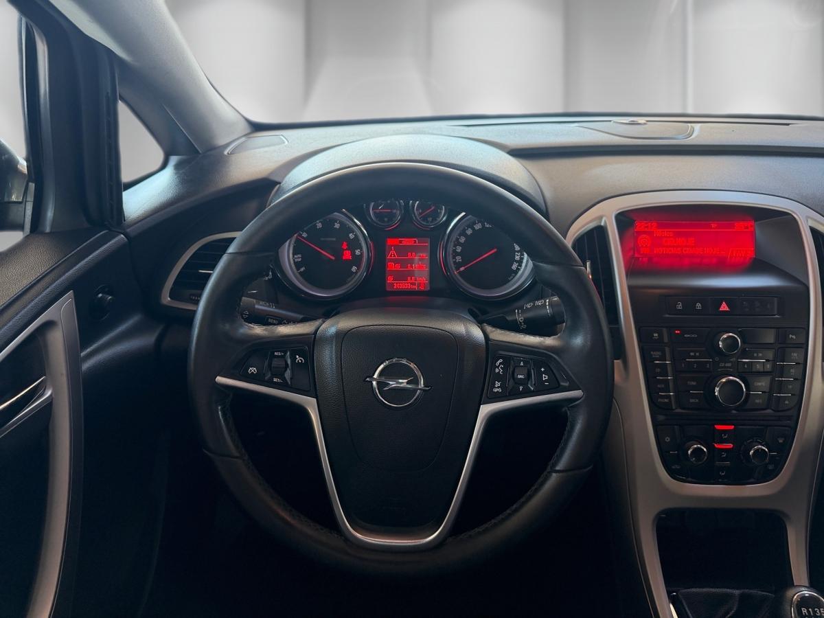 opel-astra-2012-diesel-1686cc