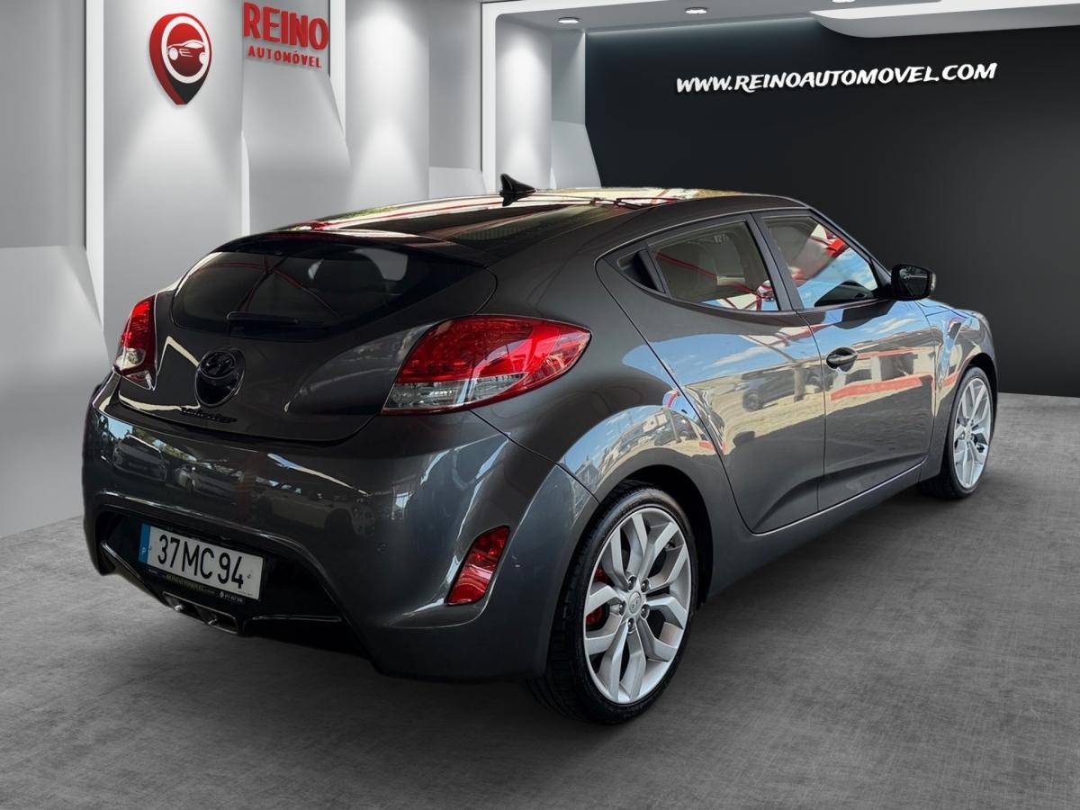 hyundai-veloster-2011-gasolina-1591cc