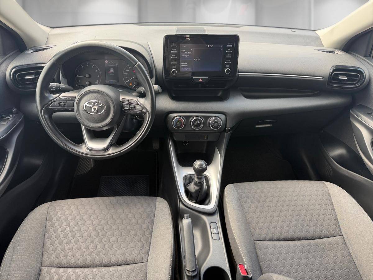toyota-yaris-2022-gasolina-1490cc