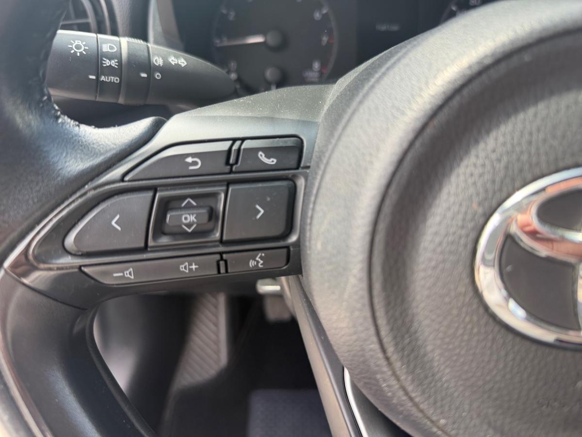 toyota-yaris-2022-gasolina-1490cc