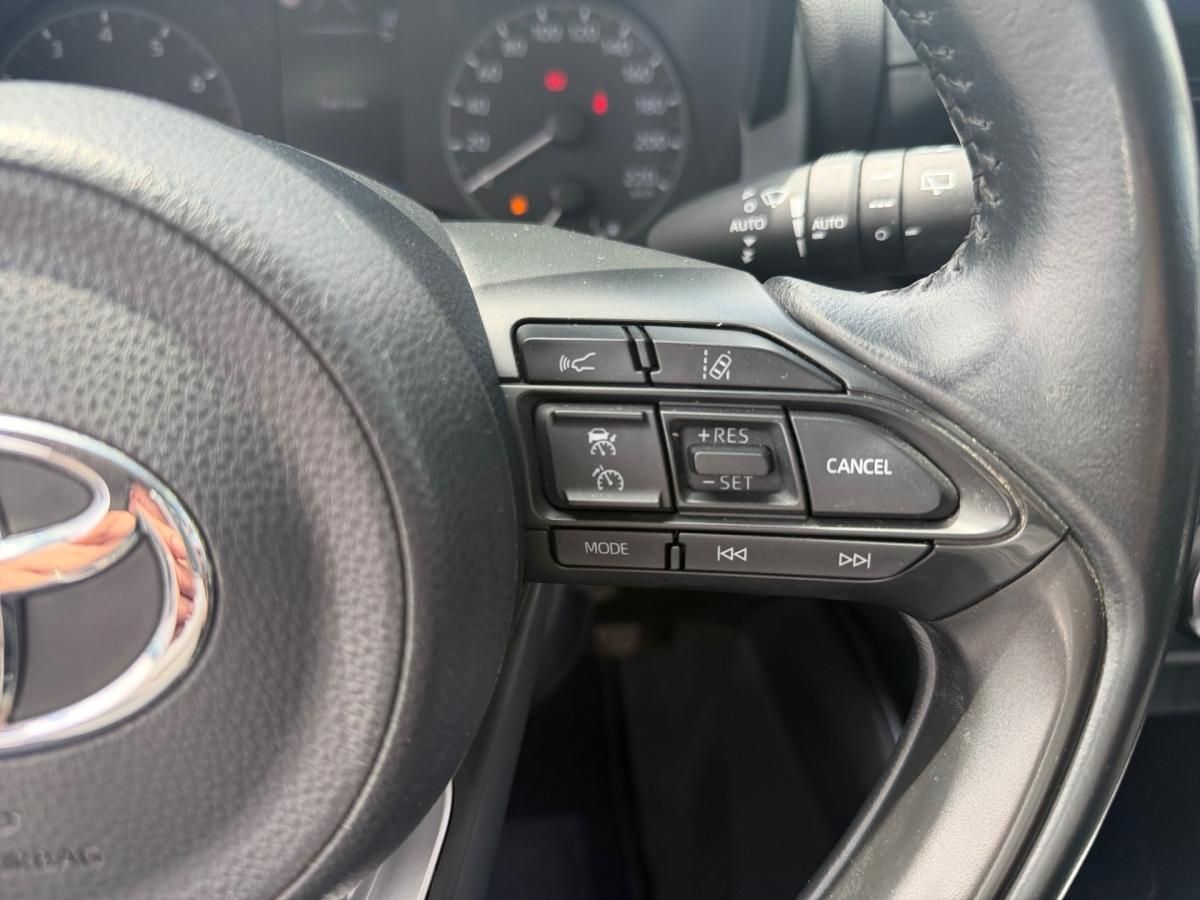 toyota-yaris-2022-gasolina-1490cc