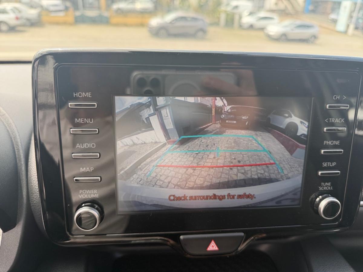 toyota-yaris-2022-gasolina-1490cc
