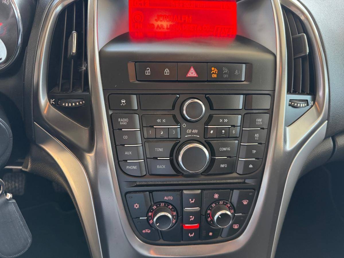 opel-astra-2011-gasolina-1398cc