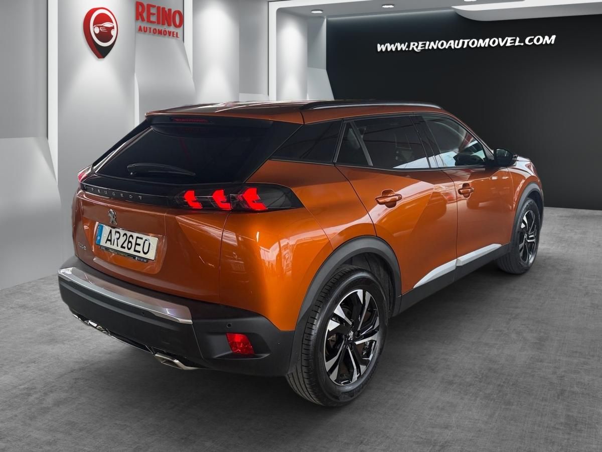 peugeot-2008-2022-gasolina-1199cc