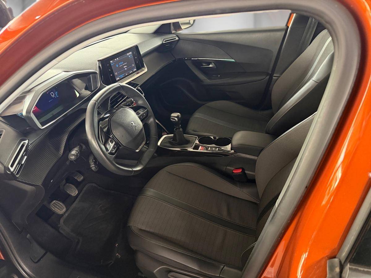 peugeot-2008-2022-gasolina-1199cc