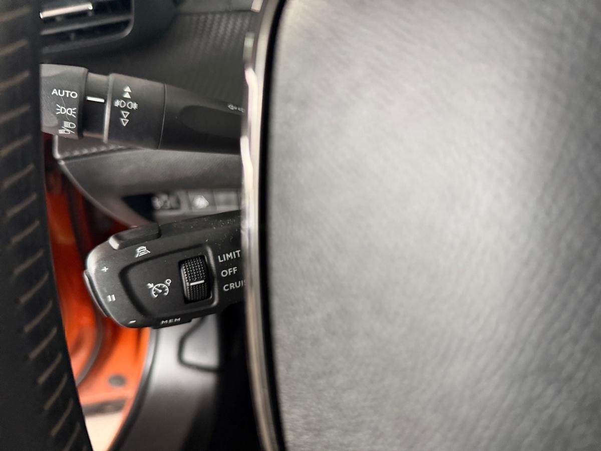 peugeot-2008-2022-gasolina-1199cc