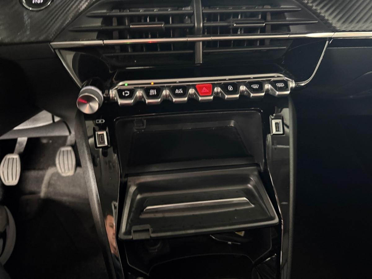 peugeot-2008-2022-gasolina-1199cc
