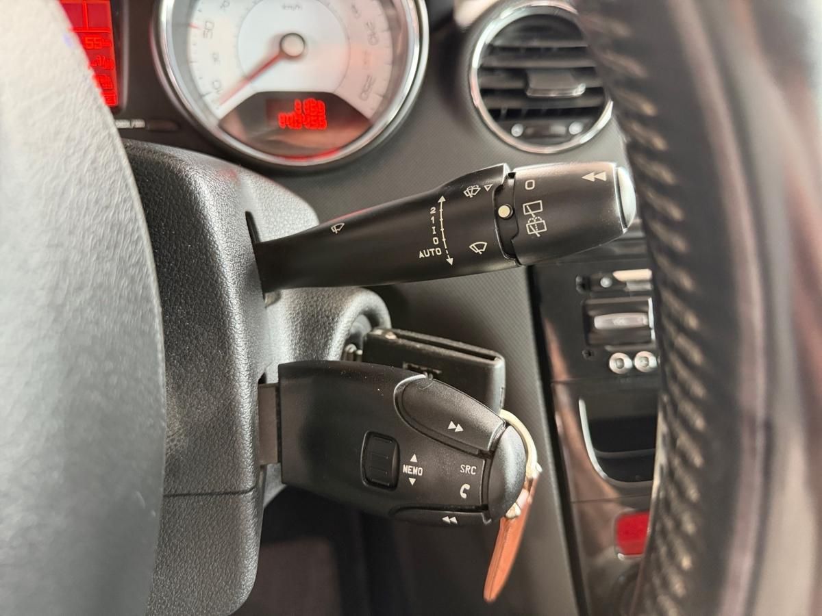peugeot-308-2013-diesel-1560cc