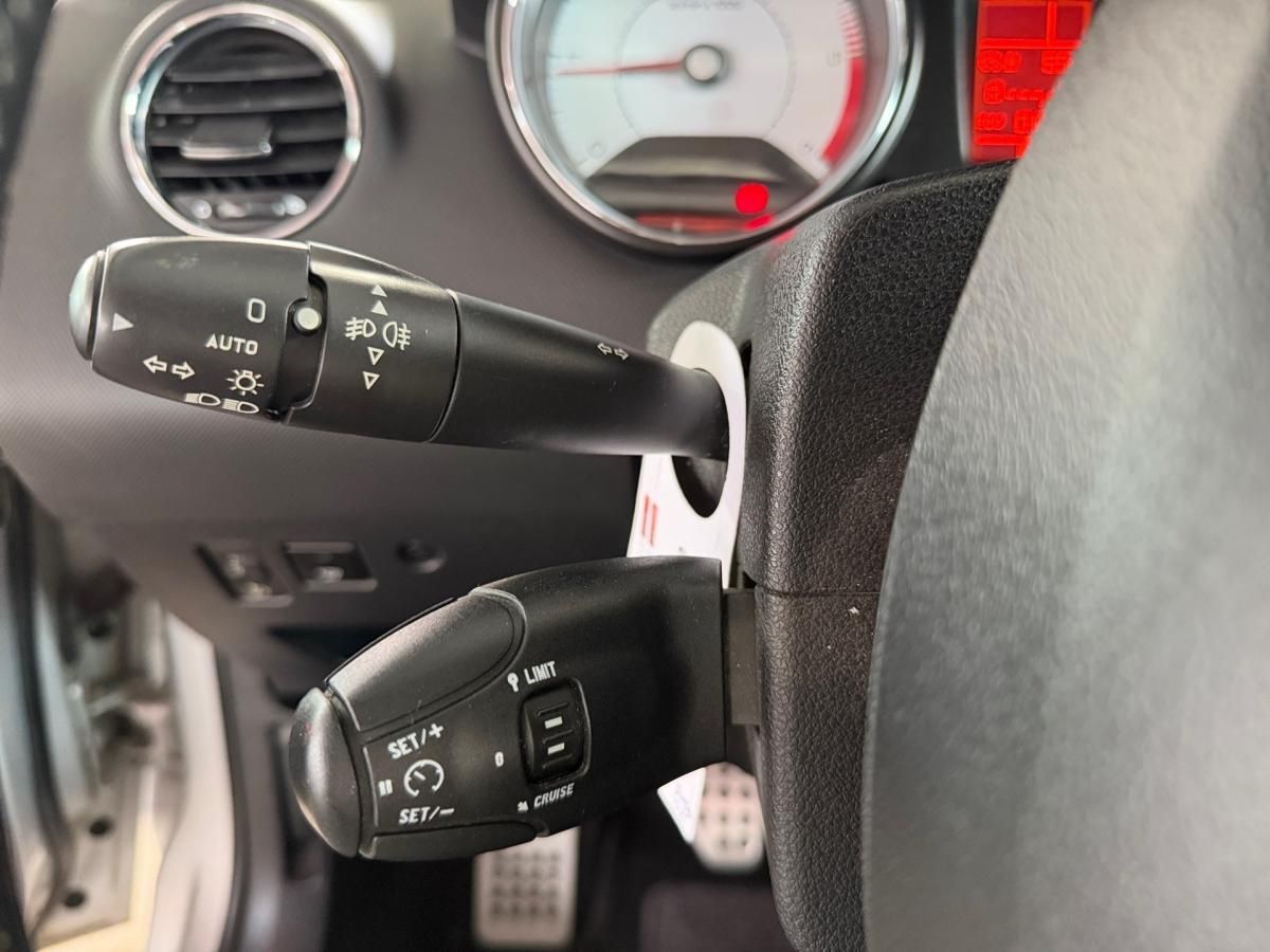 peugeot-308-2013-diesel-1560cc