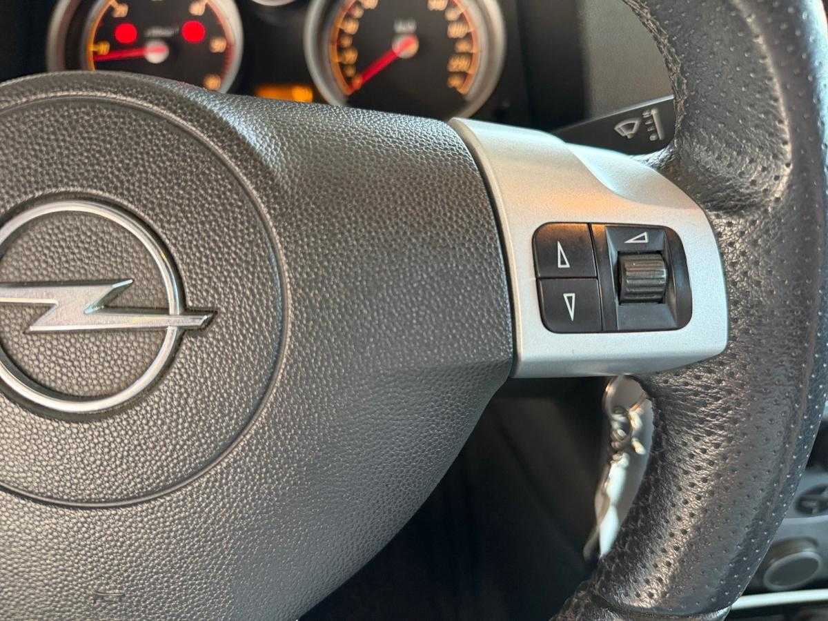 opel-astra-gtc-2005-diesel-1248cc