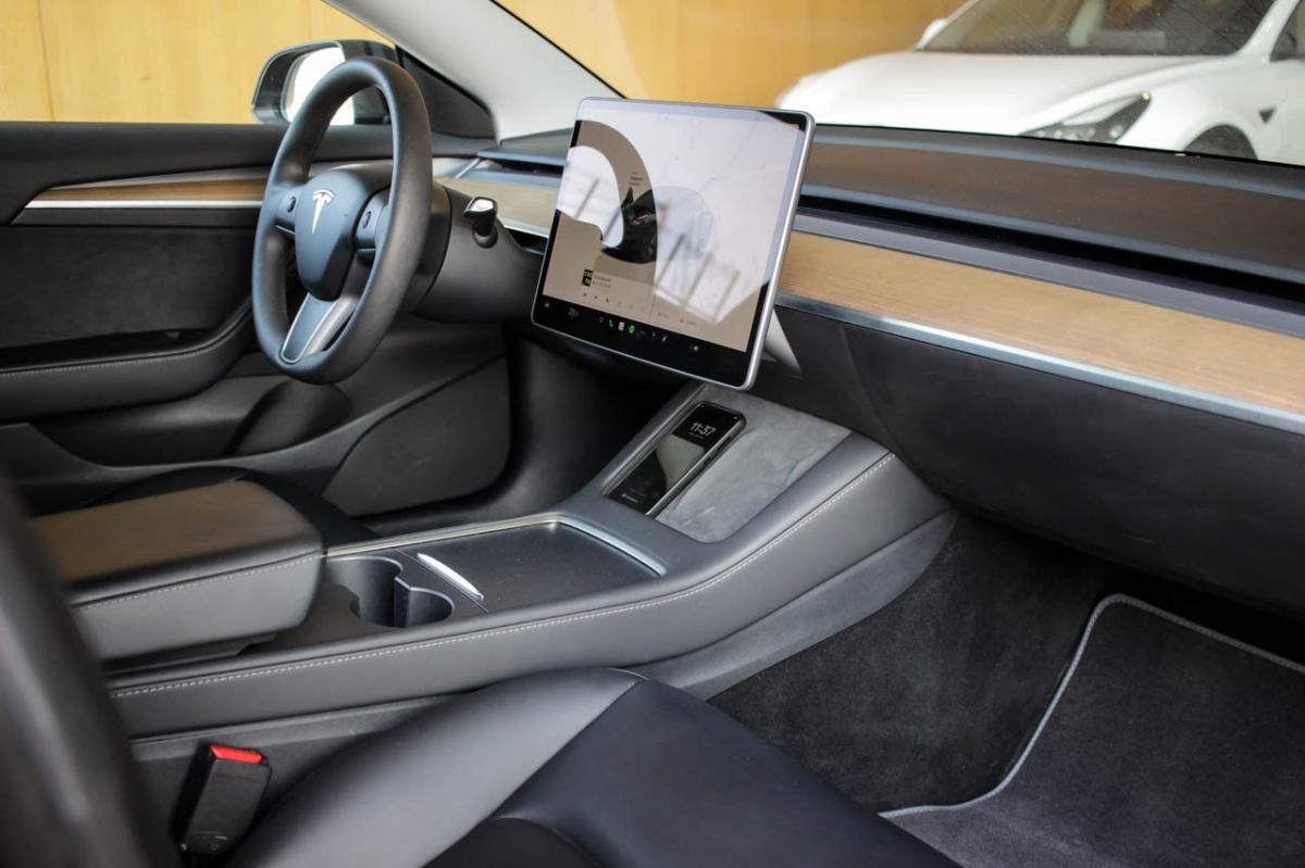 tesla-model-3-2023-eletrico-0cc