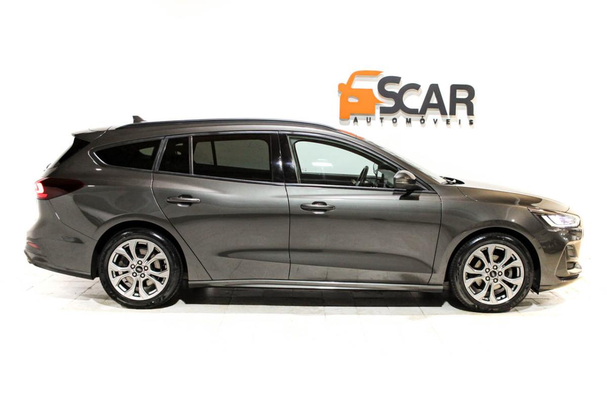 ford-focus-sw-2022-diesel-1499cc