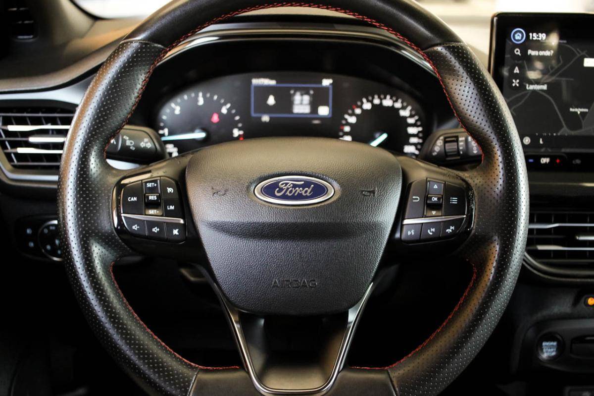 ford-focus-sw-2022-diesel-1499cc