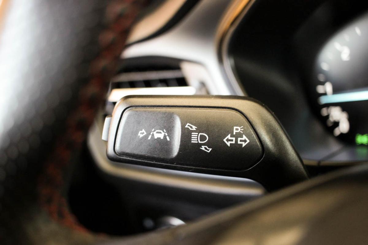 ford-focus-sw-2022-diesel-1499cc