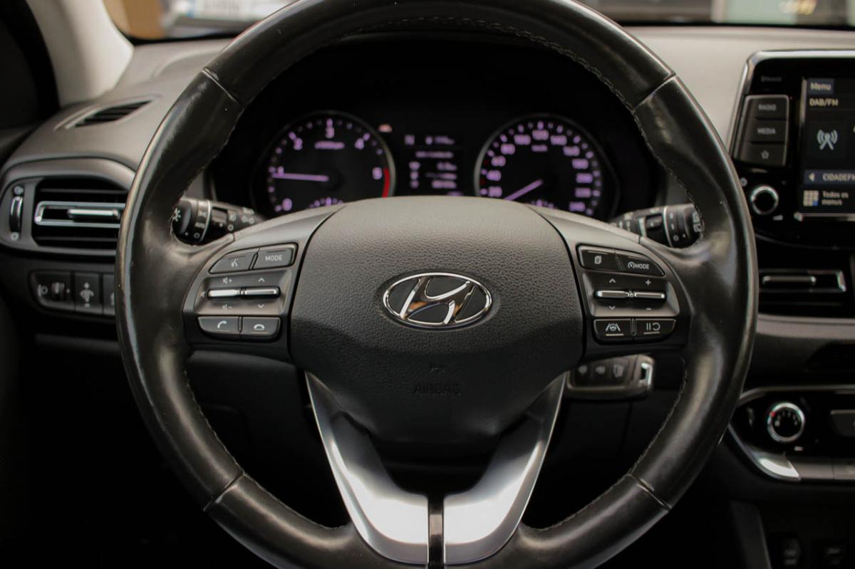 hyundai-i30-sw-2021-diesel-1598cc