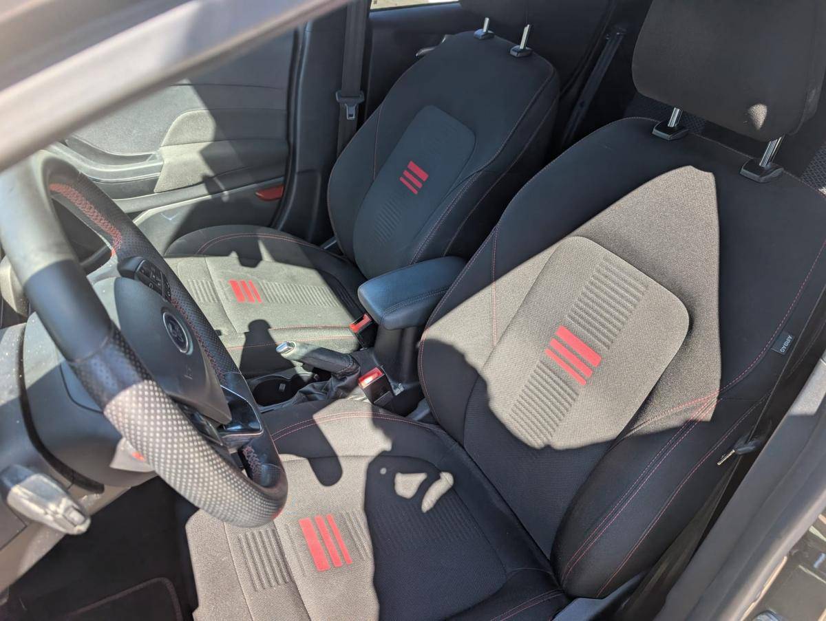ford-fiesta-2023-hibrido-998cc