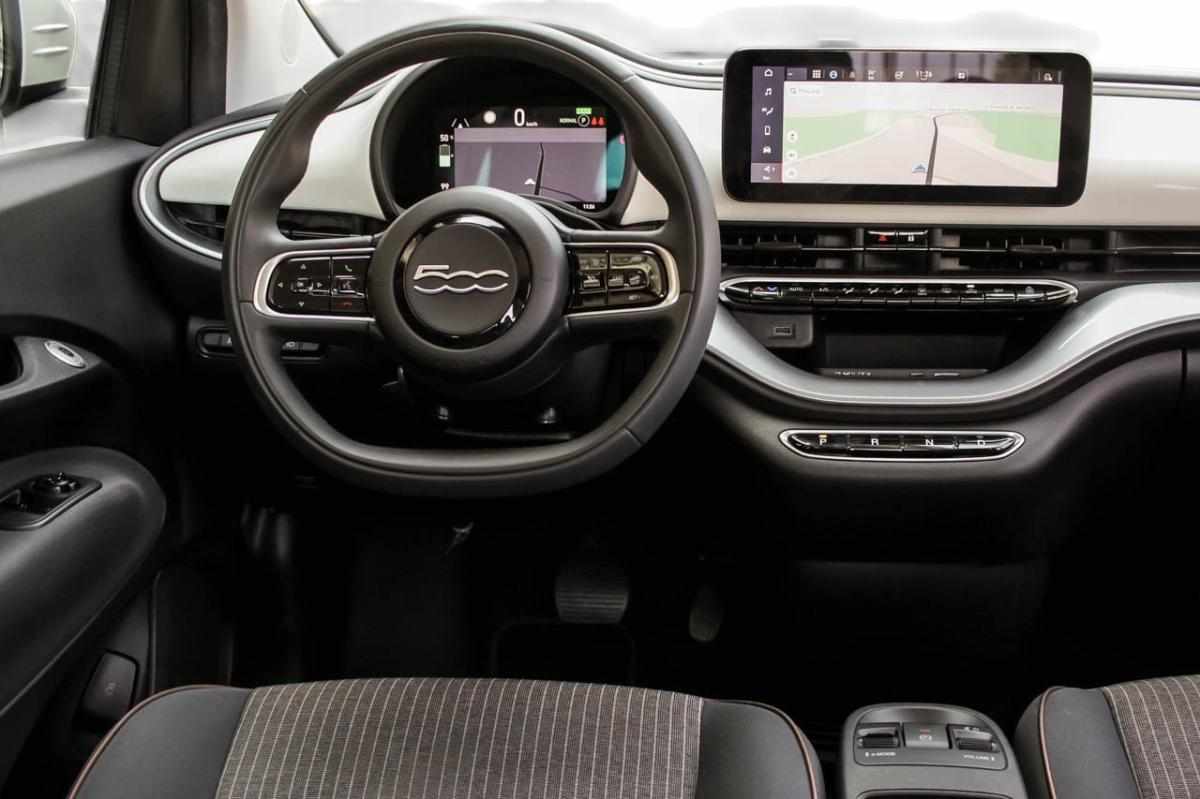 fiat-500e-42-kwh-2022-eletrico