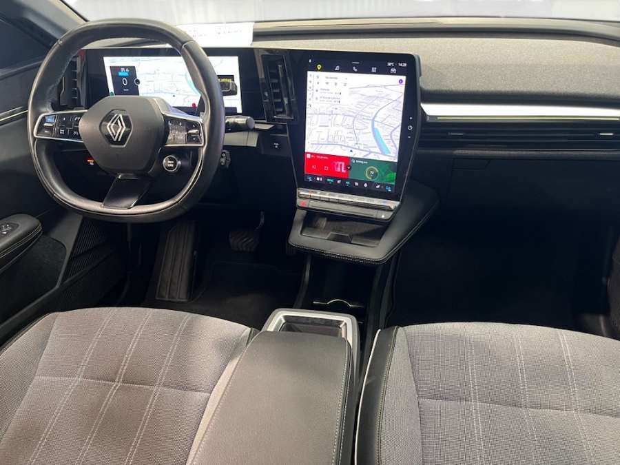 renault-megane-e-tech-2023-eletrico-0cc