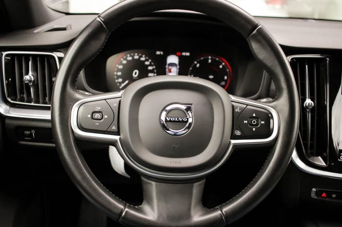 volvo-v60-2020-diesel-1969cc