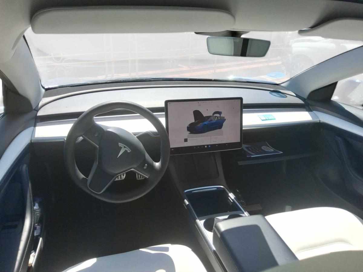 tesla-model-3-performance-2023-eletrico