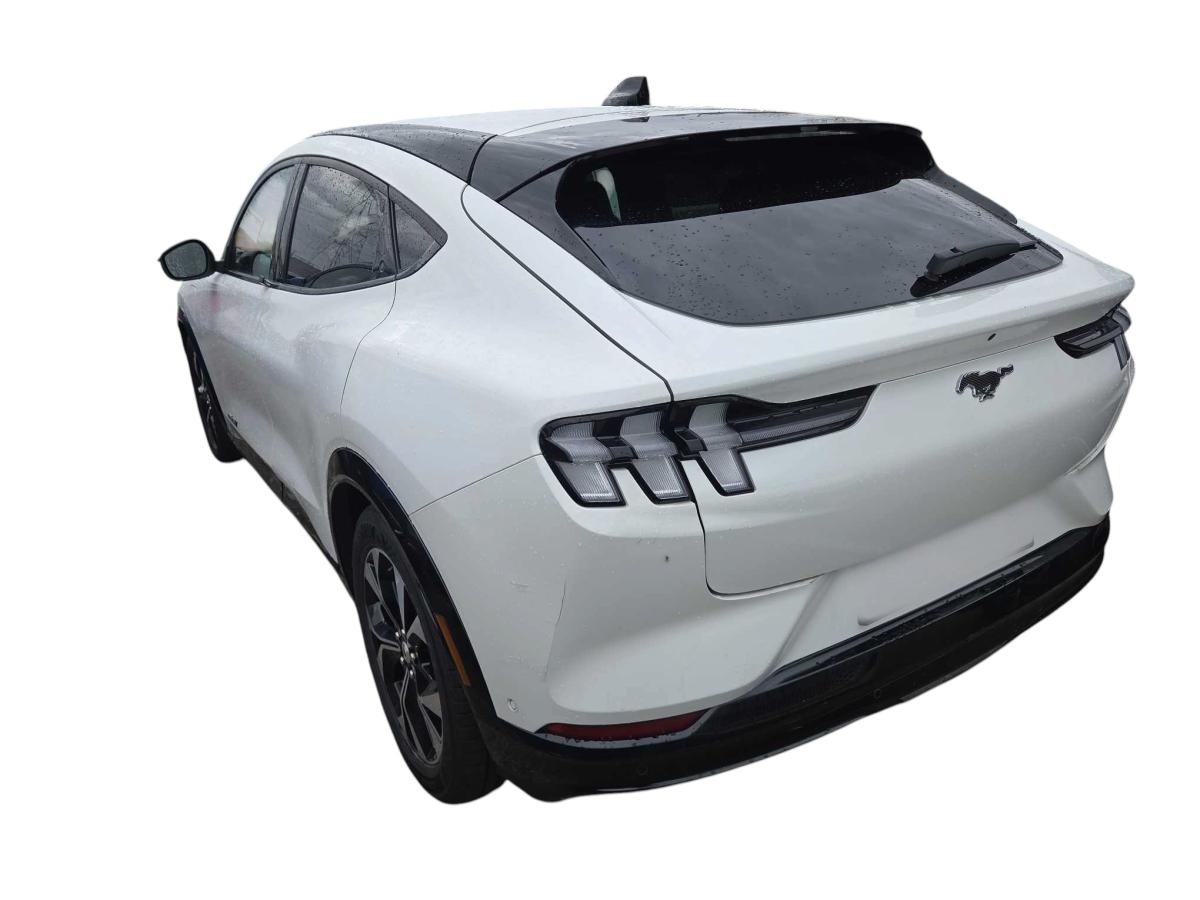 ford-mustang-mach-e-2023-eletrico-0cc