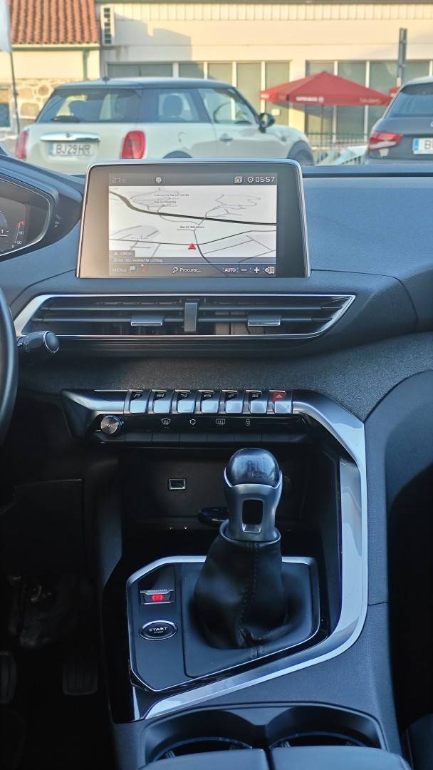peugeot-3008-2018-diesel-1560cc