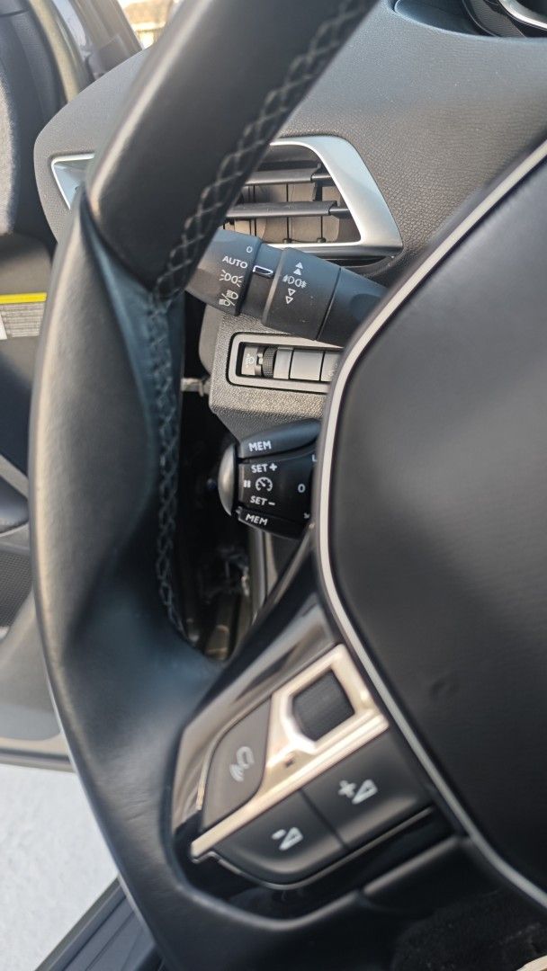peugeot-3008-2018-diesel-1560cc
