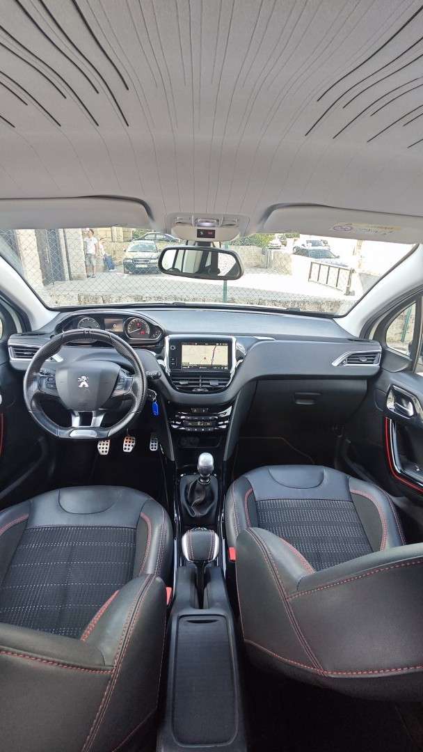 peugeot-2008-2018-diesel-1560cc