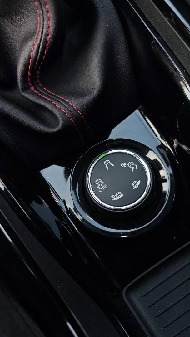 peugeot-2008-2018-diesel-1560cc