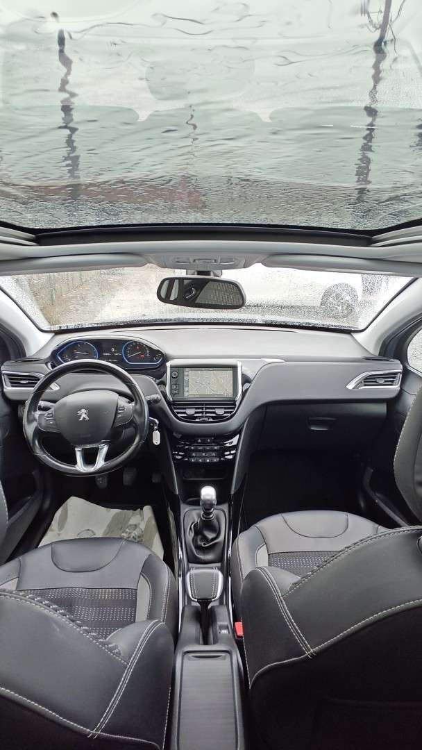 peugeot-2008-2017-diesel-1560cc