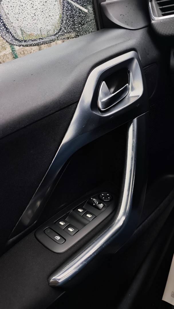 peugeot-2008-2017-diesel-1560cc
