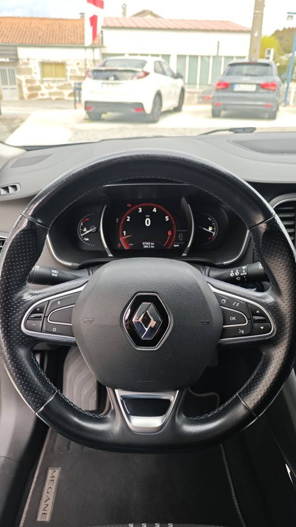 renault-megane-2017-gasolina-1197cc